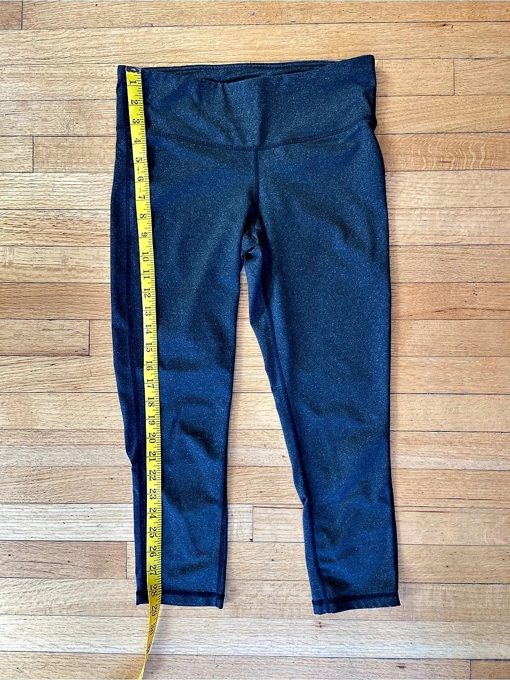 Oalka Crop Capri Leggings Blue